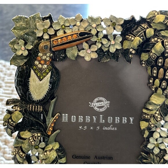 Toucan pineapple floral 3.5 x 5 inch photo frame Hobby Lobby Australian Crystal - Picture 2 of 8